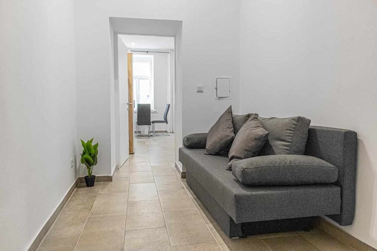 Homelike 2Br Apt Near U1 Reumannplatz - 9 Min To Center Vienna Luaran gambar